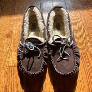 UGG Dakota Brown Suede Slippers with Plush Lining size 4